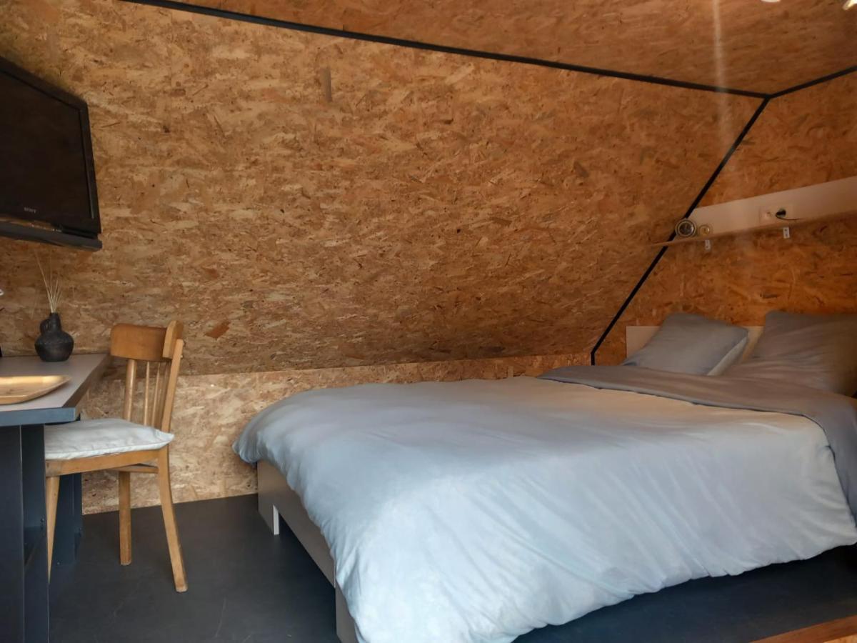 L'Annexe Rumilies Tournai Exteriör bild